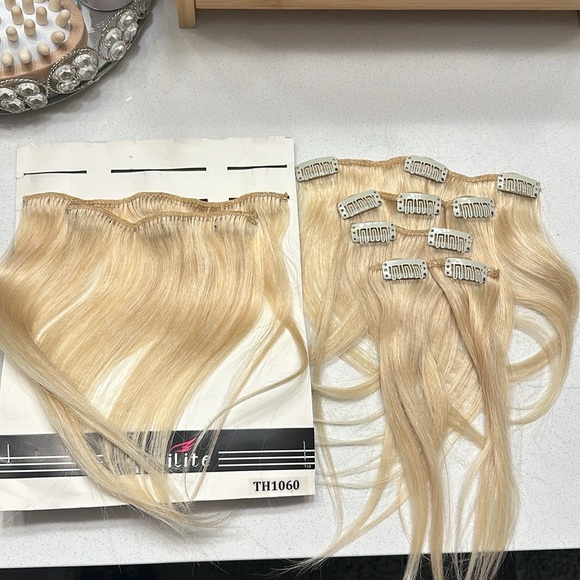 12 INCH BLEACH BLONDE CLIP IN EXTENSIONS - Picture 3 of 8